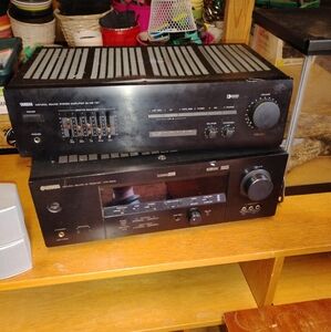 Yamaha Black Stereo Receiver
